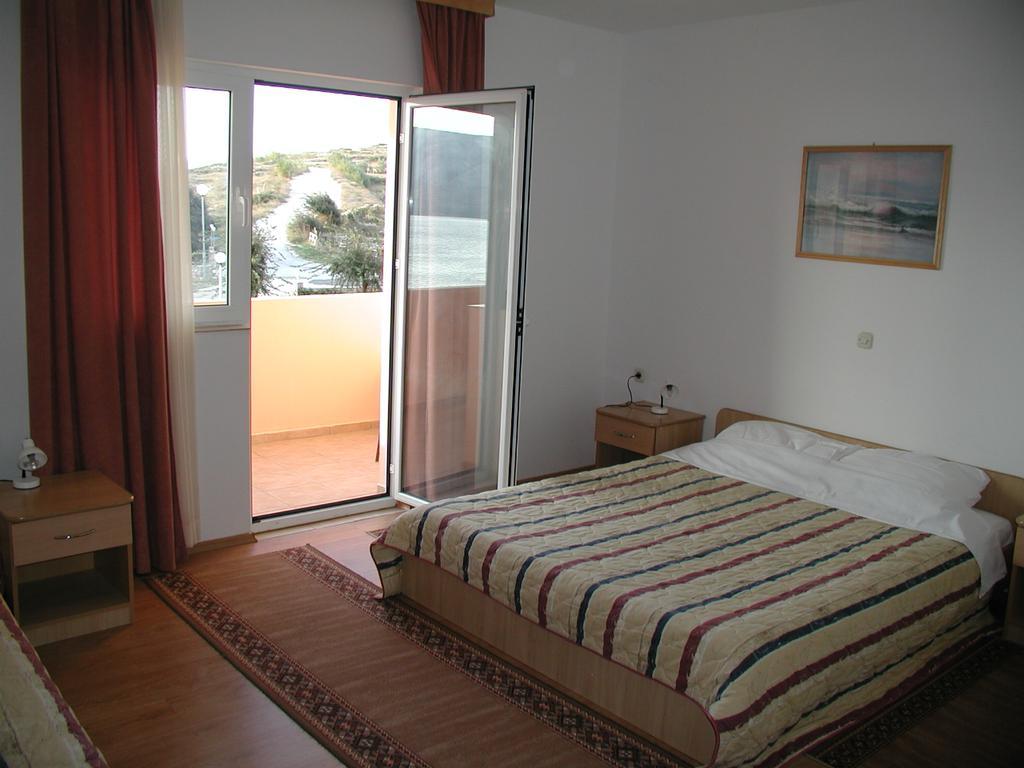 Hotel Tony Pag Town Rum bild